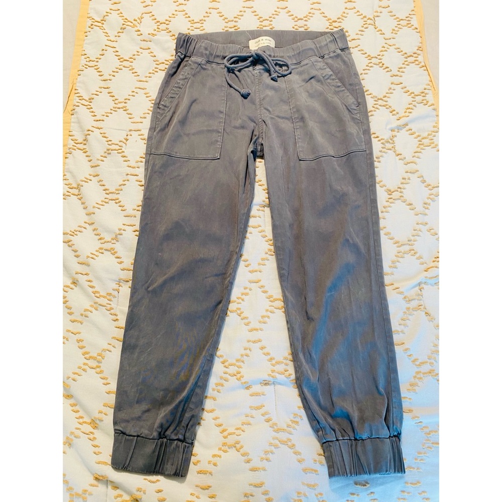 Cloth & Stone gray joggers elastic waist with tie pockets medium canvas material